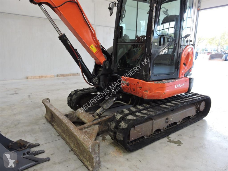 جرافة Kubota U48-4