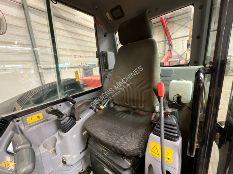 جرافة Kubota 0804 A 2