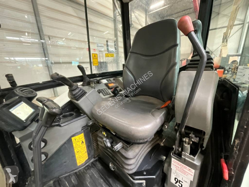 جرافة Bobcat 50z