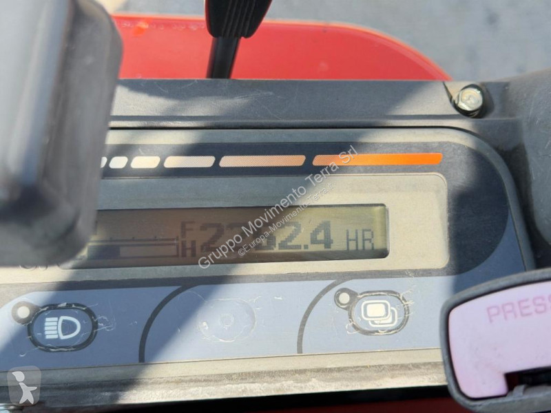 جرافة Kubota U17-3a
