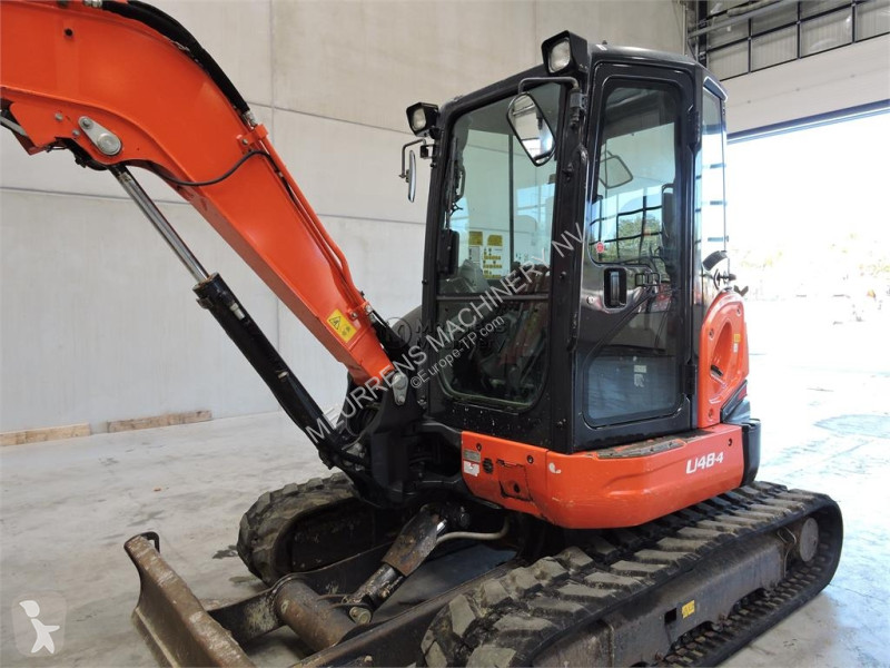 جرافة Kubota U48-4