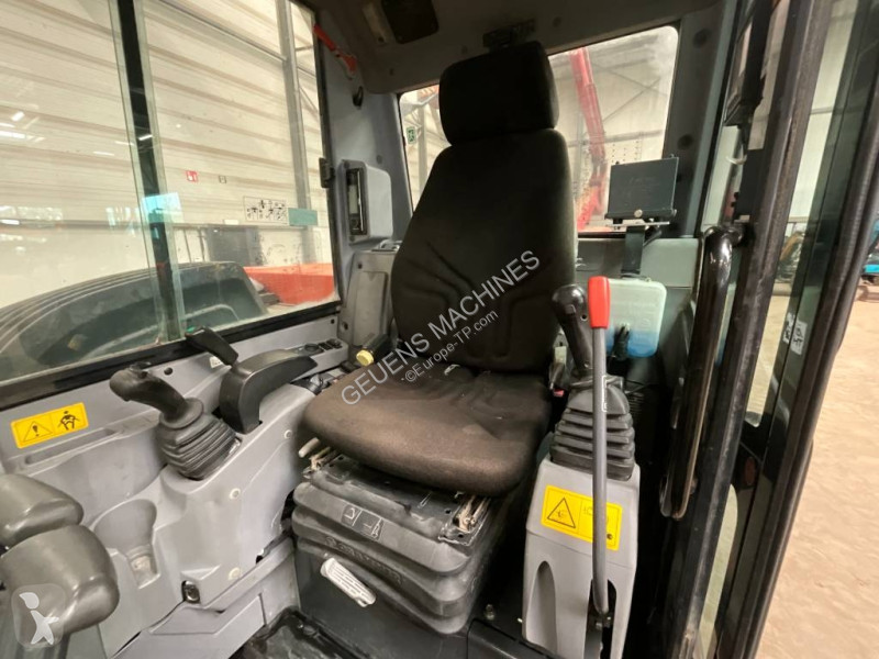 جرافة Kubota 0804 A 2
