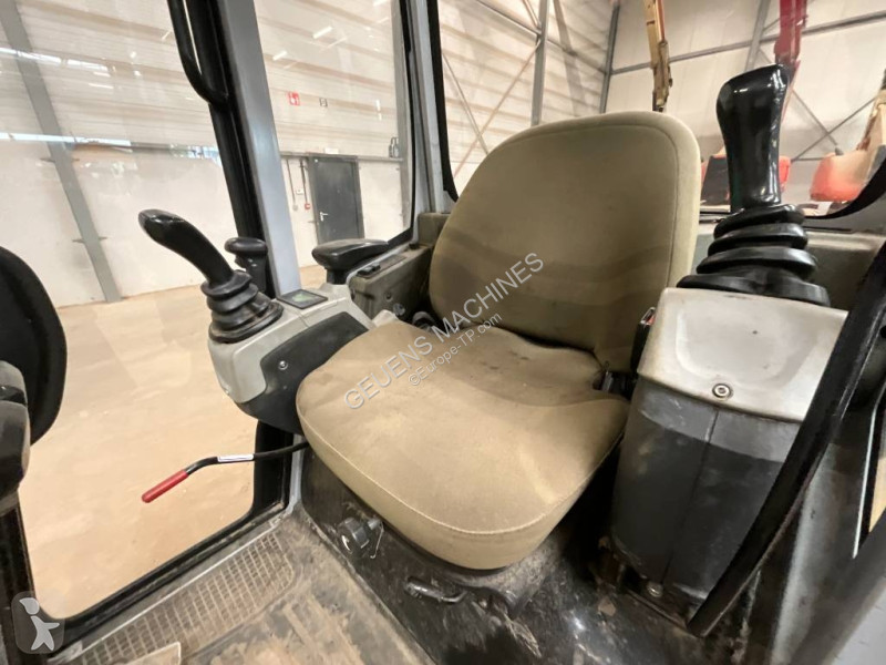 جرافة Neuson ET 18