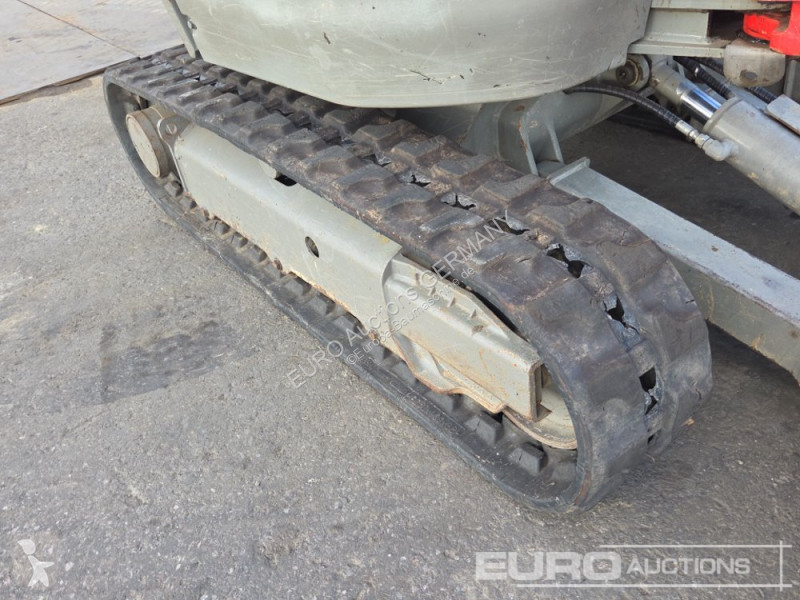 جرافة Volvo ECR25D