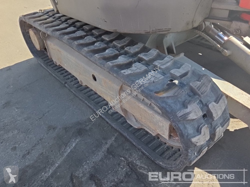 جرافة Volvo ECR25D