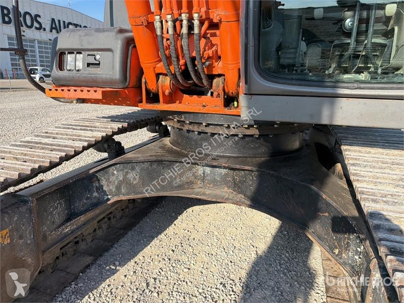 جرافة Hitachi Zaxis N Tracked Excavator