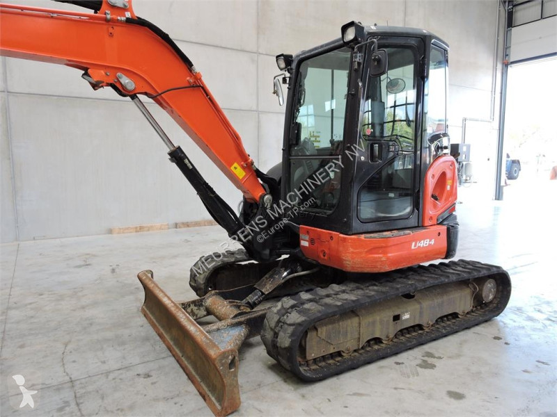 جرافة Kubota U48-4