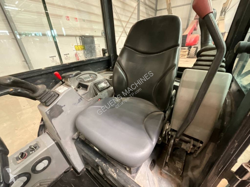 Skovel Doosan DX 19
