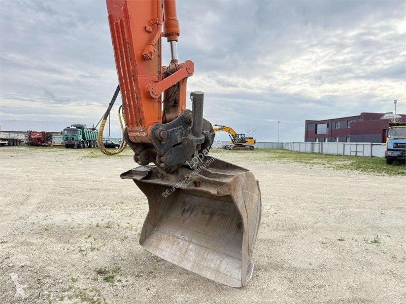 جرافة Hitachi