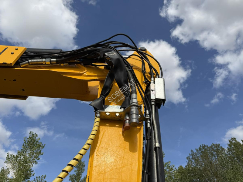 جرافة JCB  HIDRADIG 110WT 4F
