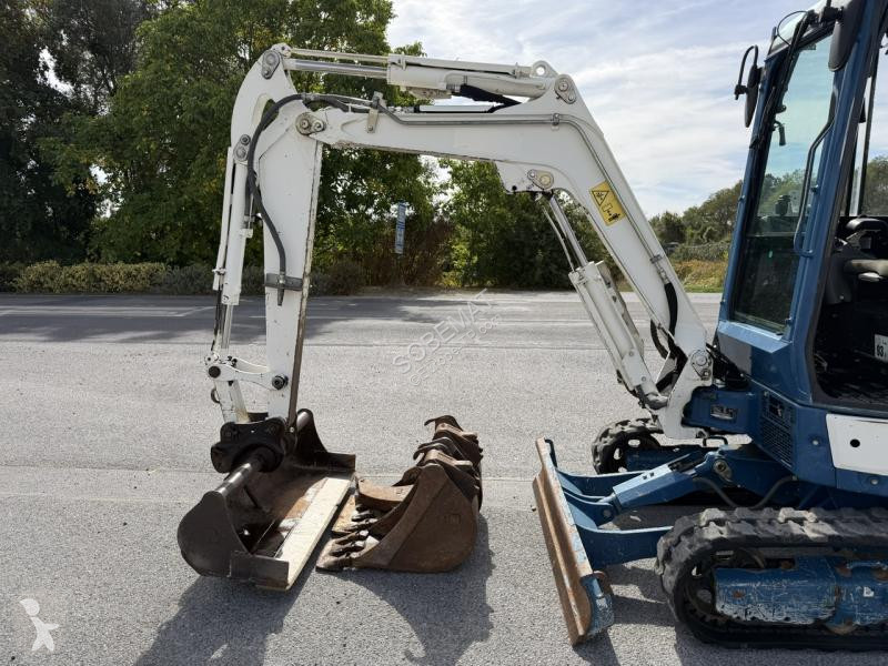 Excavadora Yanmar  VIO26-6