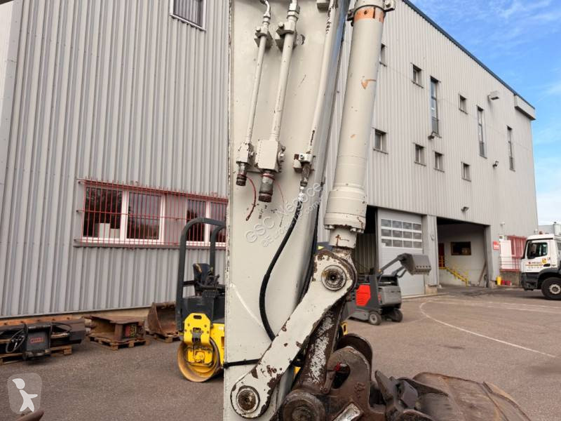 Skovel Takeuchi