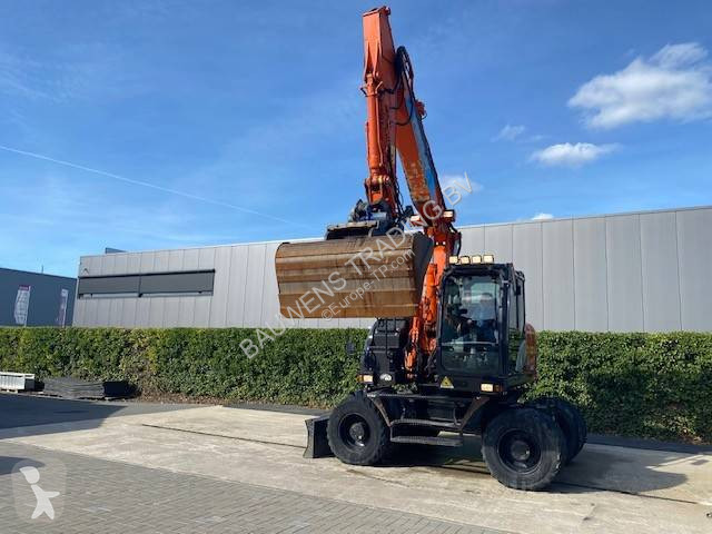 Skovel Hitachi 140 W-6