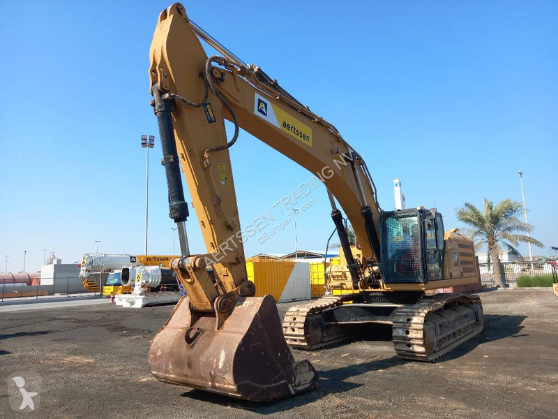 Skovel Caterpillar 350 (EXW - Abu Dhabi)