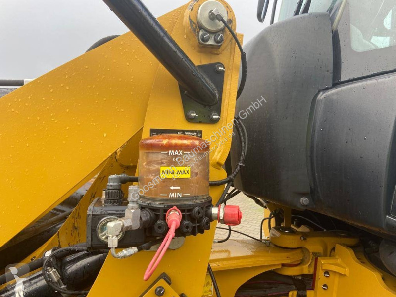 Skovel Caterpillar 907 M