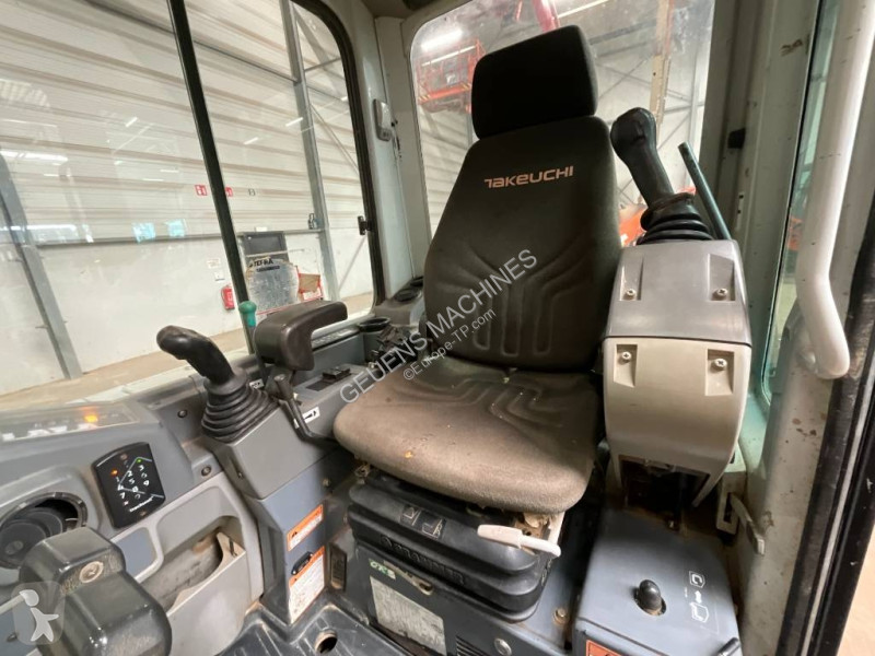 Skovel Takeuchi