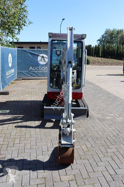 Skovel Takeuchi
