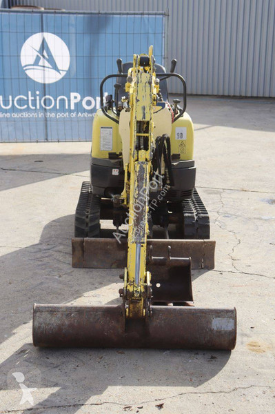 Pelle Yanmar ViO10-2A