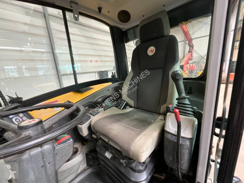 Pelle Neuson EW 65 powertilt