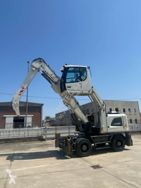 Pelle Liebherr LH 22 M