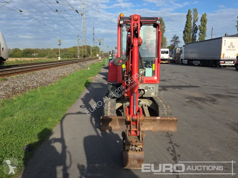 Excavadora Volvo ECR25D