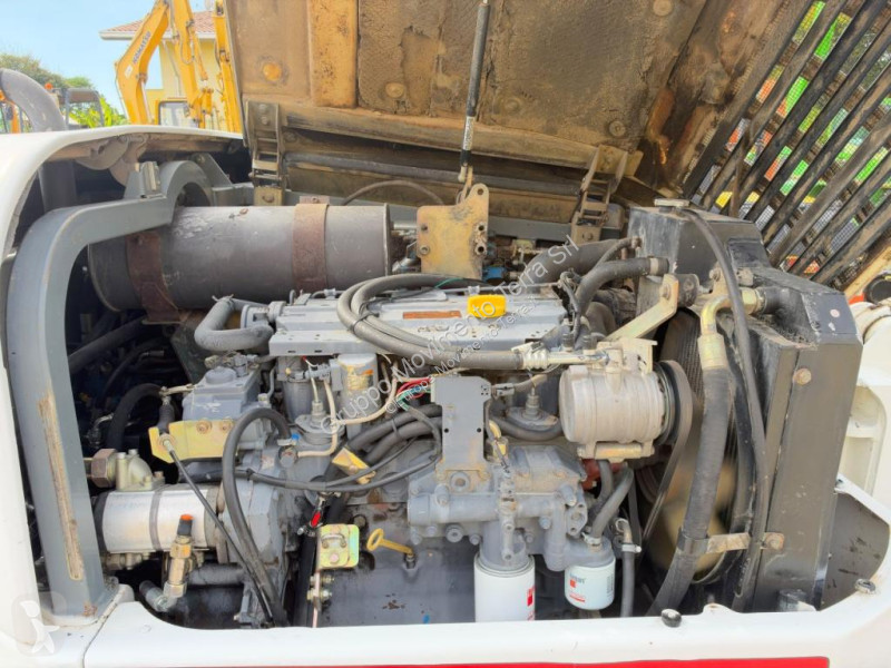Pelle Bobcat 442