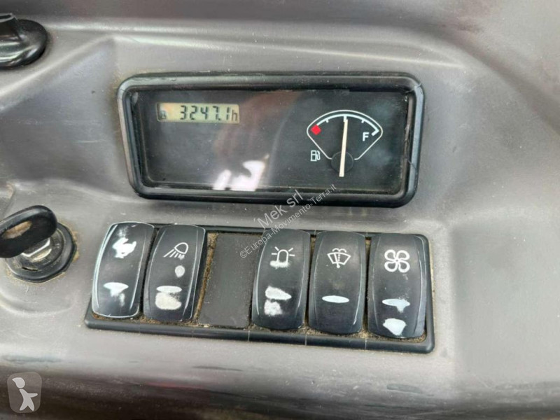 Pelle Volvo ECR25D