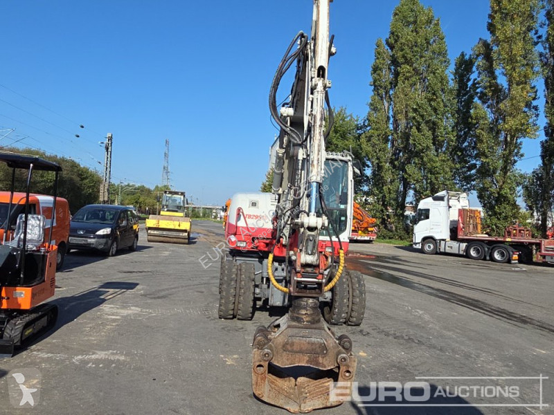 Pelle Takeuchi TB295W