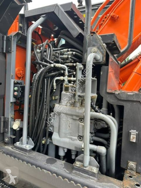 Pelle Hitachi 140 W-5