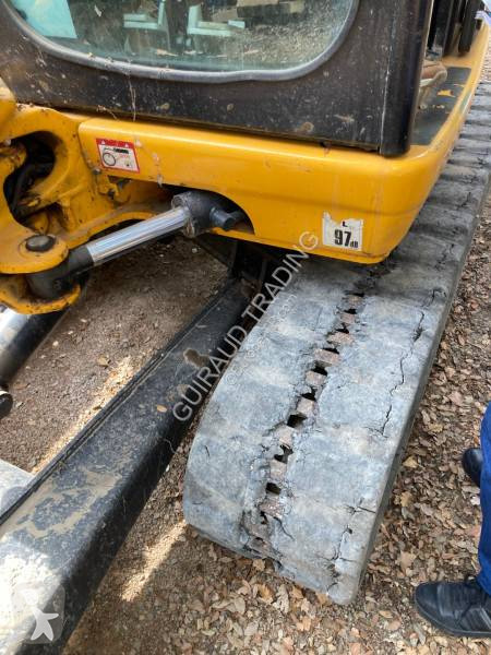 Pelle JCB