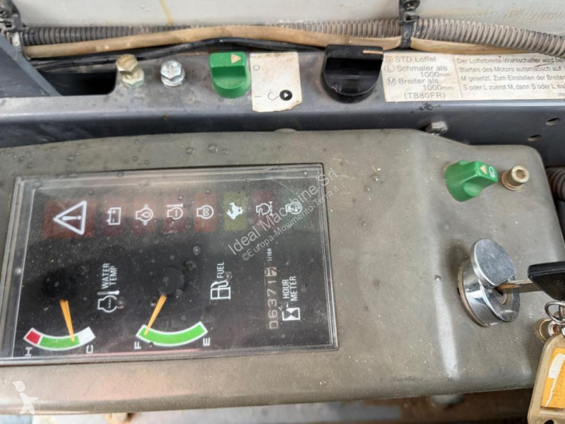 Pelle Takeuchi TB80