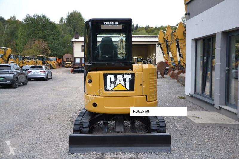 Багер Caterpillar