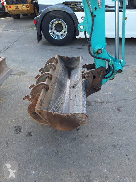 Pelle Kobelco SK-55-SRX-6