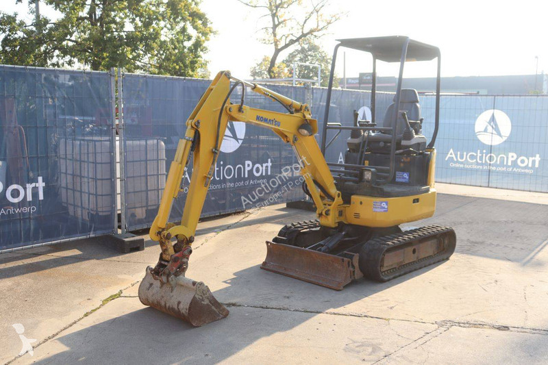 Pelle Komatsu PC14R-3HS