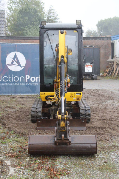 Багер Caterpillar