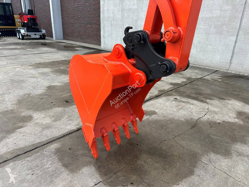 Pelle Kubota KX155-5