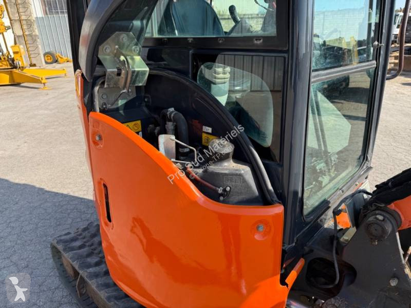 Pelle Hitachi