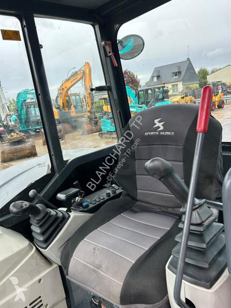 Pelle Kobelco SK55SRX-6E