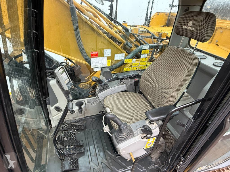 Excavator Caterpillar FLN - German / OilQuick /...