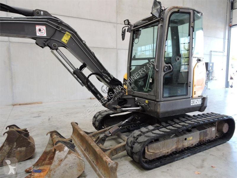 Багер Volvo ECR50 D