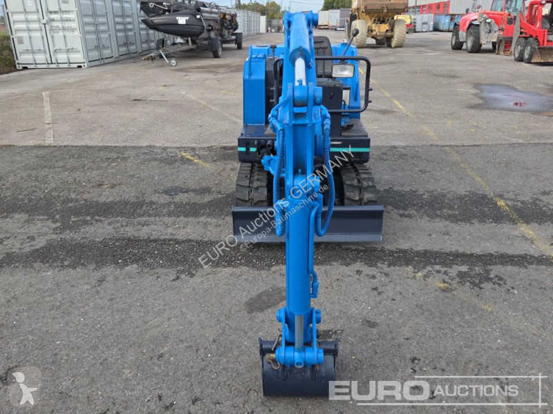 جرافة Kobelco SK014