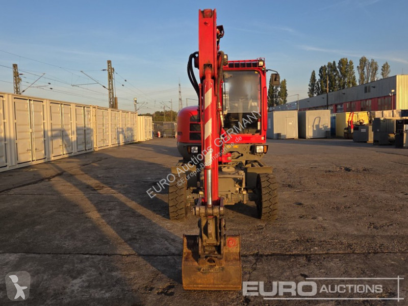 جرافة Wacker Neuson 2