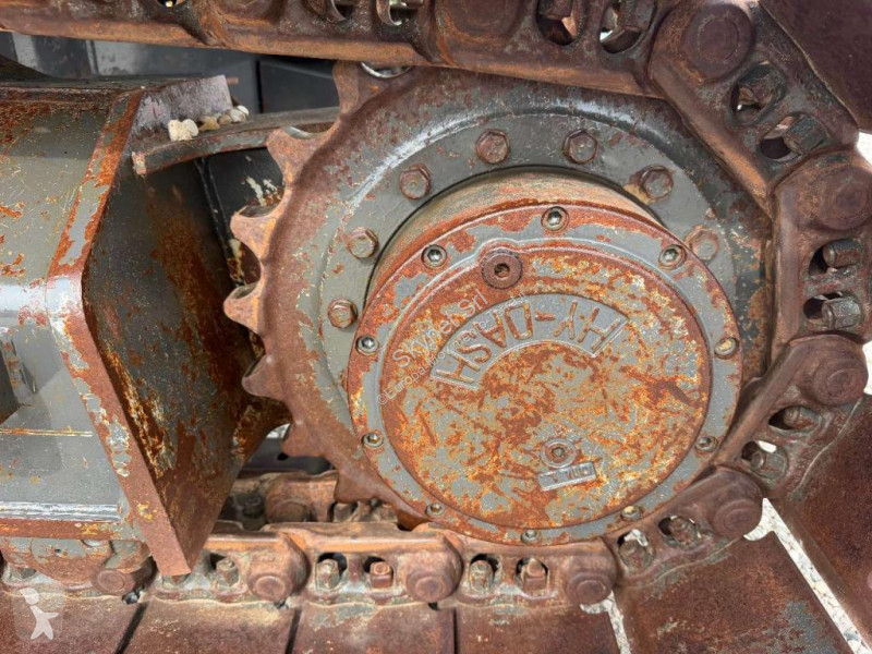 جرافة Kobelco SK135SF