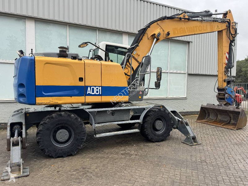Багер Liebherr