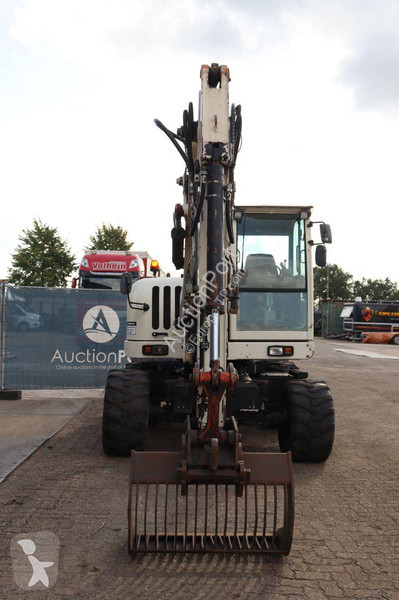 جرافة Schaeff TW85