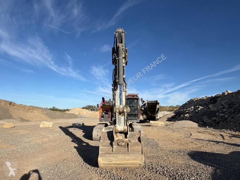 Excavator Volvo 326