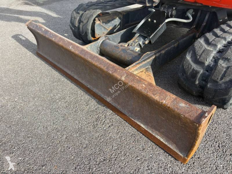 Багер Kubota