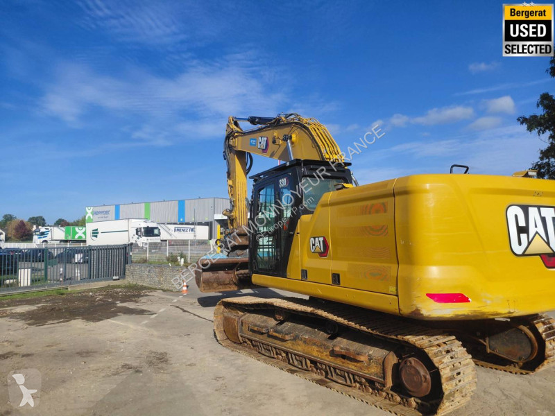 Багер Caterpillar