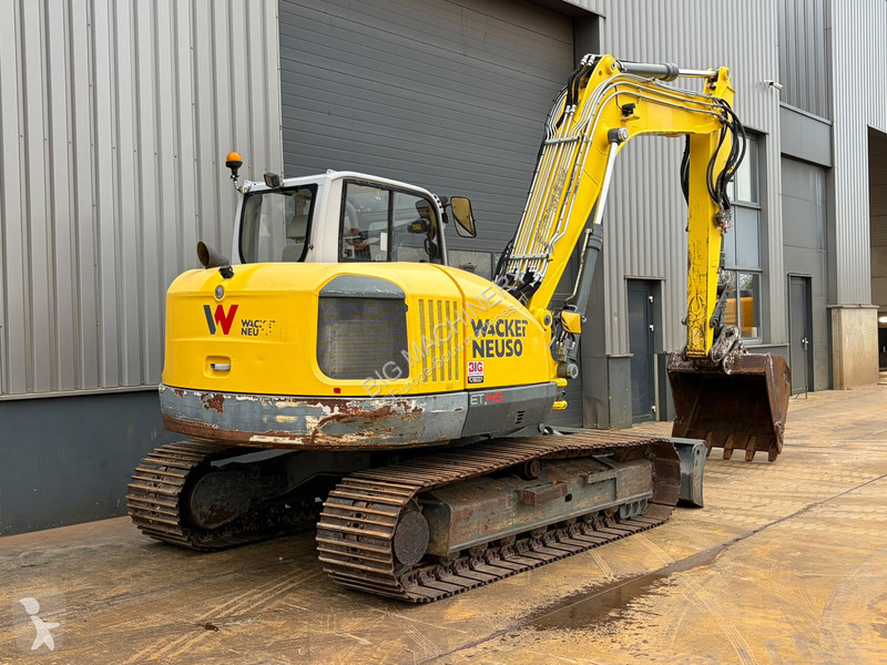 جرافة Wacker Neuson