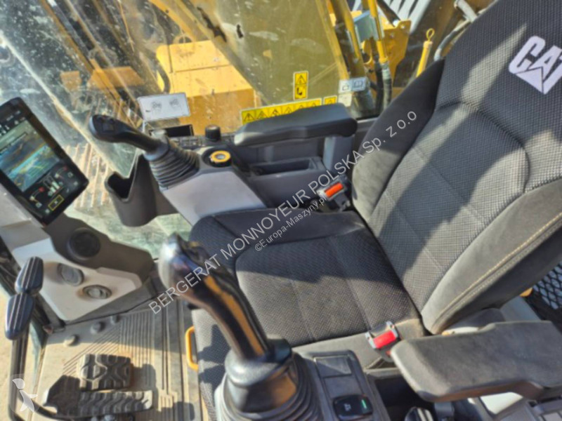 Багер Caterpillar 320-07